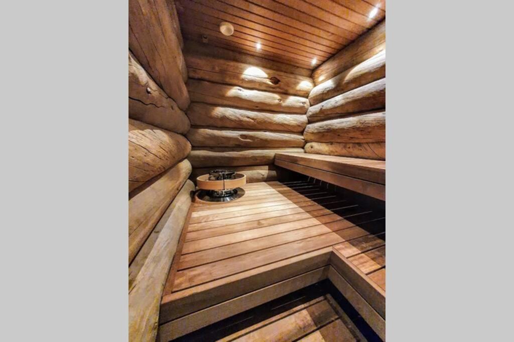 Feriehus Cozy Log By Invisible Forest