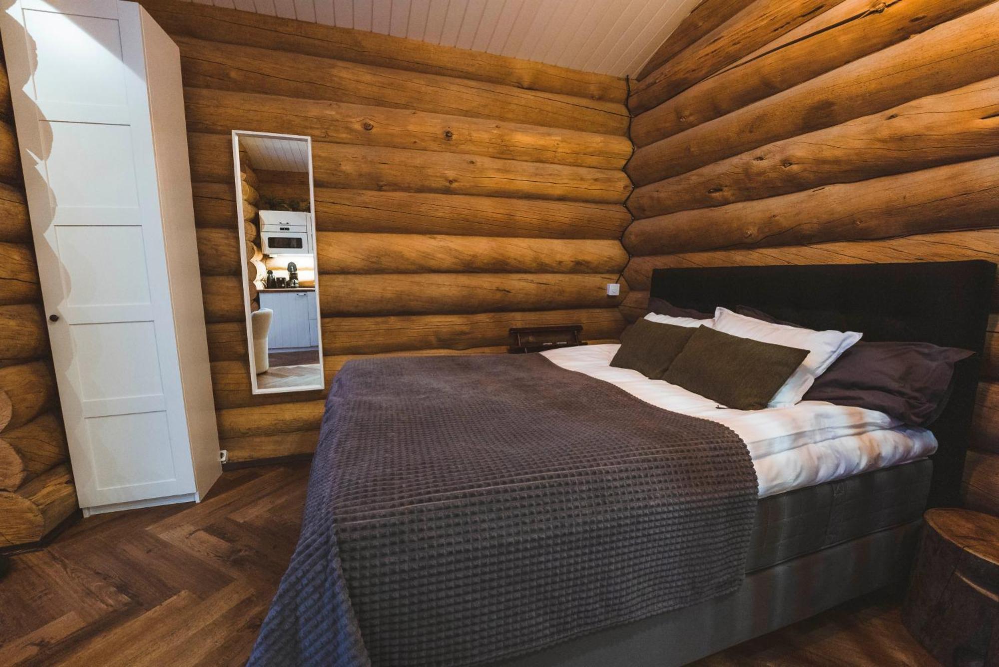 Feriehus Cozy Log By Invisible Forest *
